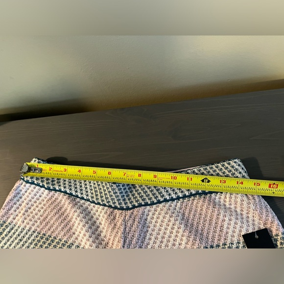 Misook Bold Plaid Tweed Knit Shorts NWT - Picture 8 of 8